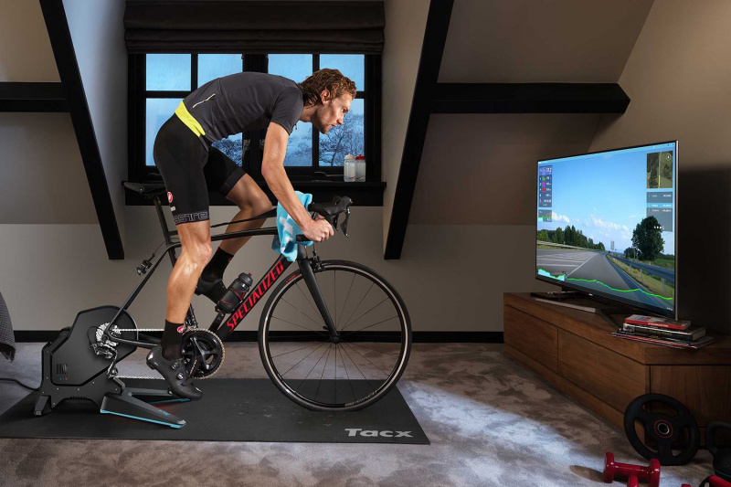 Сравниваем умные велостанки Tacx FLUX S и Tacx FLUX 2 Сравниваем умные велостанки Tacx FLUX S и Tacx FLUX 2